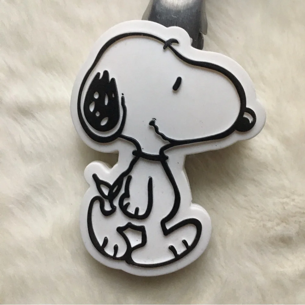 NWT Peanuts Black and Yellow Snoopy & Woodstock Silicone Tongs Set